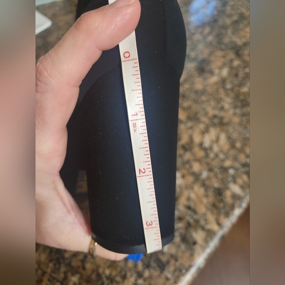 7.5 black heels with Ankle Strap - Picture 3 of 3